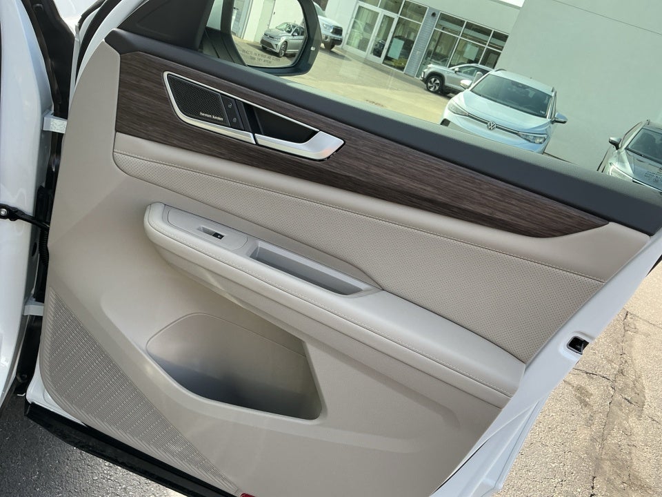 2026 Volkswagen Atlas SEL Premium R-Line