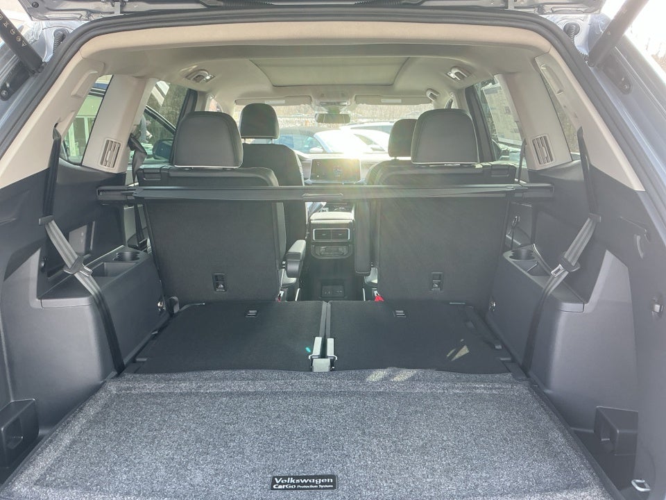 2026 Volkswagen Atlas SEL Premium R-Line