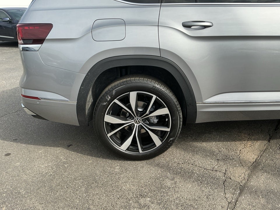 2026 Volkswagen Atlas SEL Premium R-Line