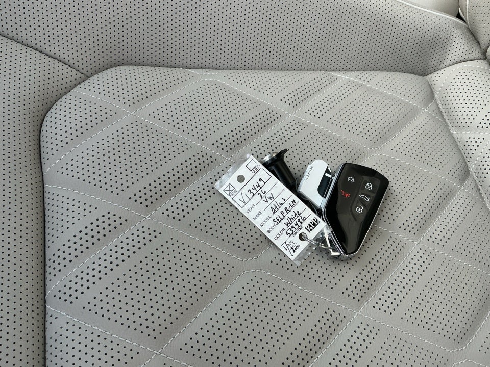 2026 Volkswagen Atlas SEL Premium R-Line