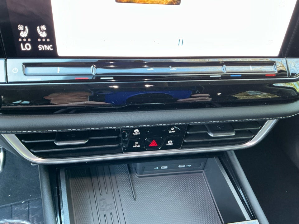 2026 Volkswagen Atlas SEL Premium R-Line