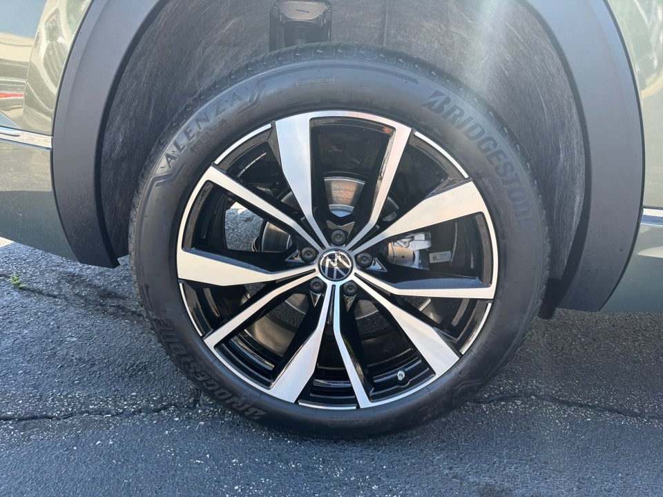 2026 Volkswagen Atlas SEL Premium R-Line