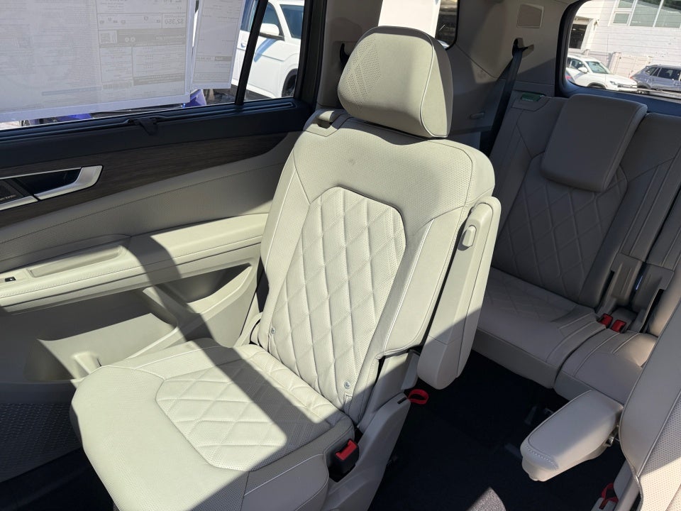 2026 Volkswagen Atlas SEL Premium R-Line