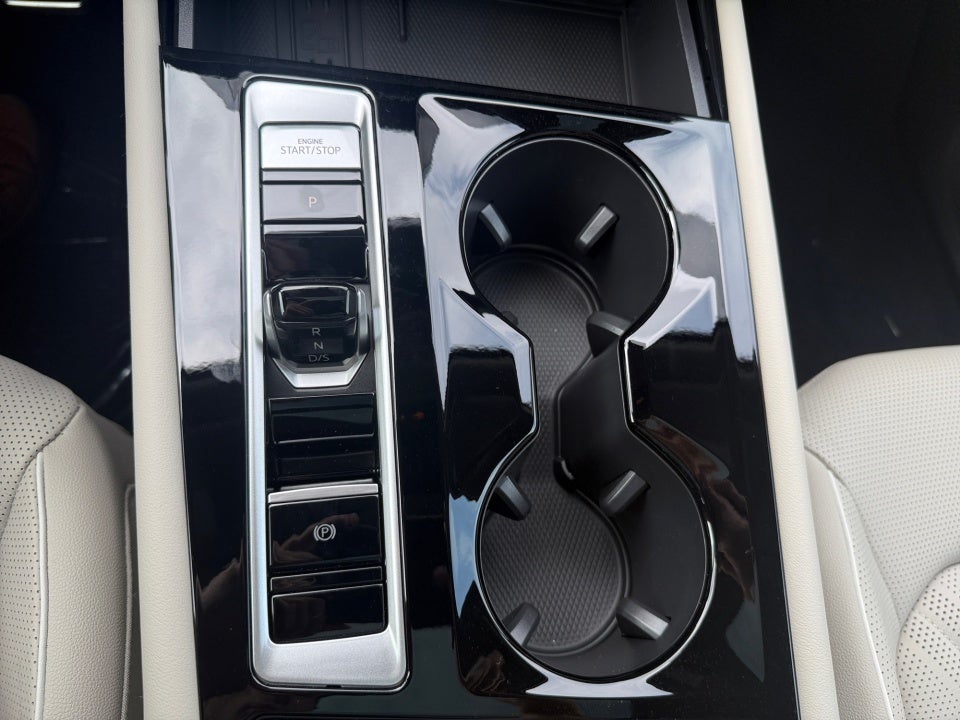 2026 Volkswagen Atlas SEL Premium R-Line