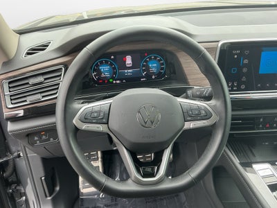 2025 Volkswagen Atlas 2.0T SEL Premium R-Line