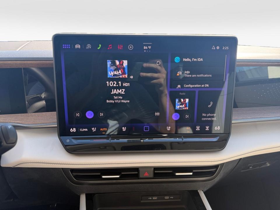 2027 Volkswagen Atlas SE w/Technology