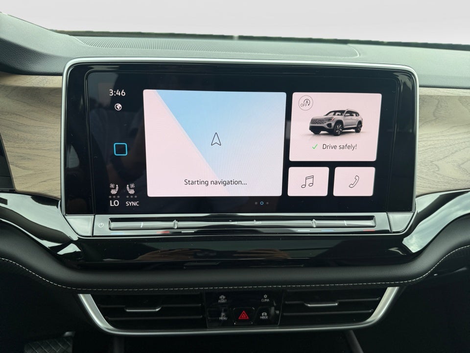 2026 Volkswagen Atlas SE with Technology