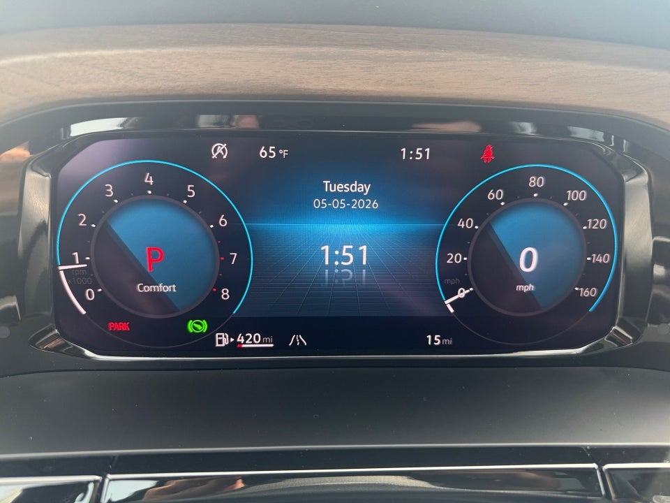 2026 Volkswagen Atlas SE with Technology
