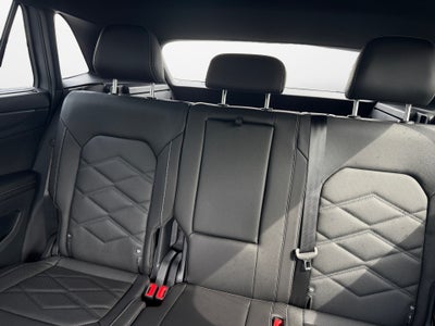 2026 Volkswagen Atlas Cross Sport SE with Technology
