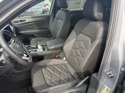 2026 Volkswagen Atlas Cross Sport SE with Technology