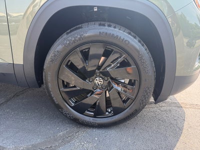 2026 Volkswagen Atlas Cross Sport SE with Technology