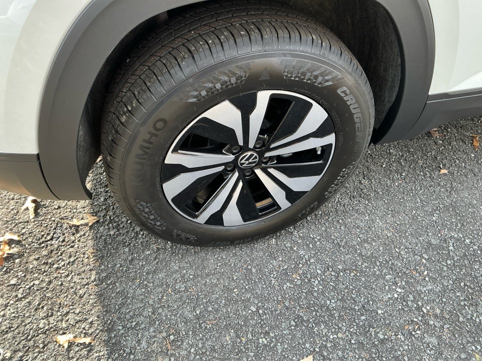 2026 Volkswagen Atlas Cross Sport 2.0T SE