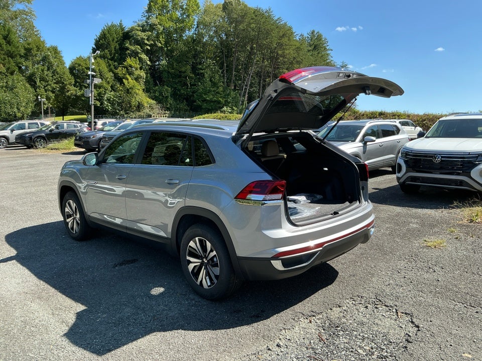 2026 Volkswagen Atlas Cross Sport 2.0T SE