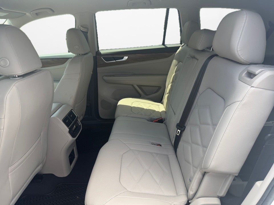 2026 Volkswagen Atlas SE