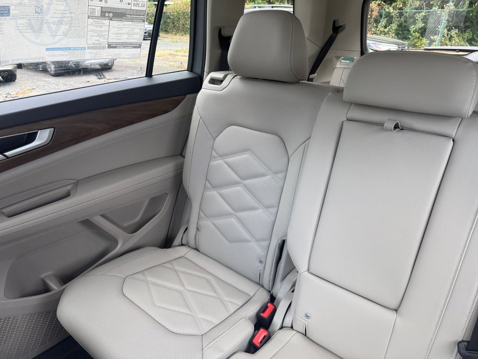 2026 Volkswagen Atlas SE