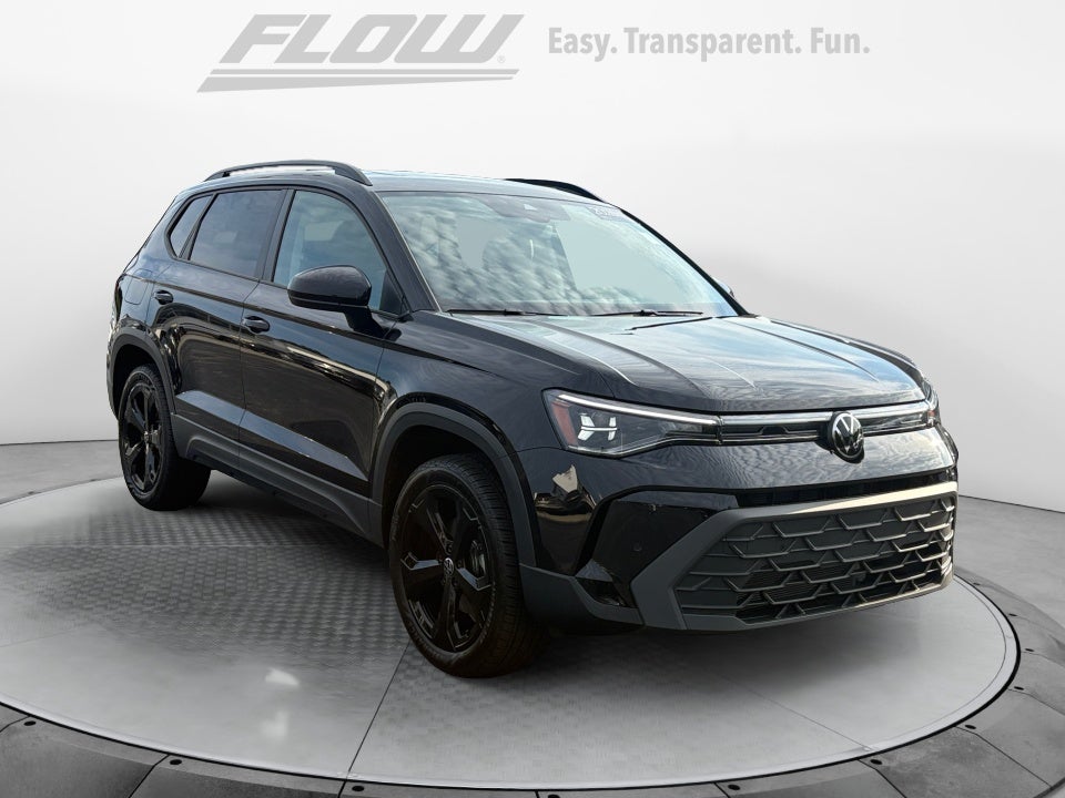 2026 Volkswagen Taos SE Black