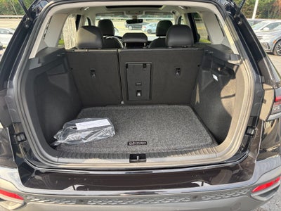 2026 Volkswagen Taos SE Black
