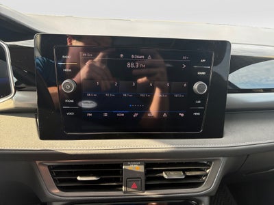 2026 Volkswagen Taos SE Black