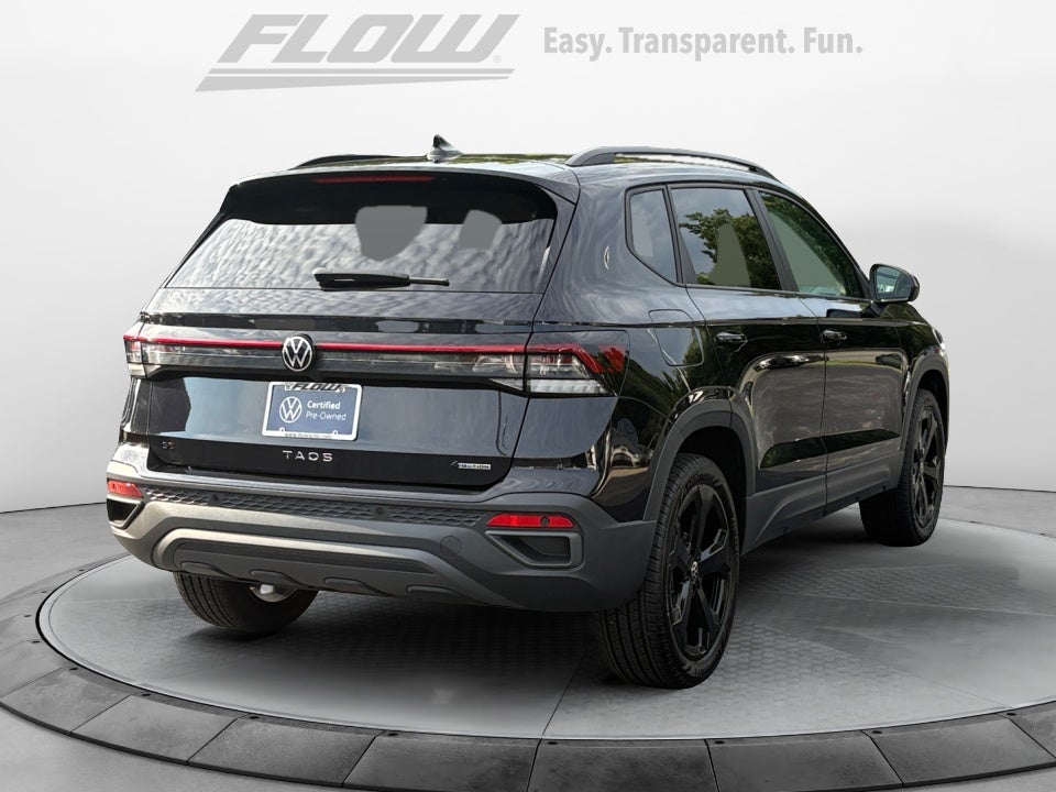 2026 Volkswagen Taos SE Black