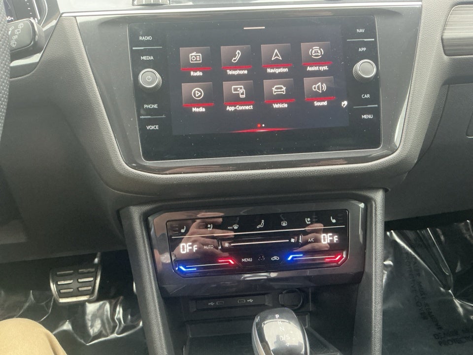 2023 Volkswagen Tiguan 2.0T SEL R-Line