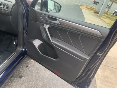 2023 Volkswagen Tiguan 2.0T SEL R-Line