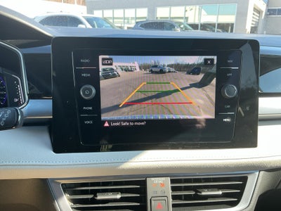 2025 Volkswagen Taos 1.5T SEL