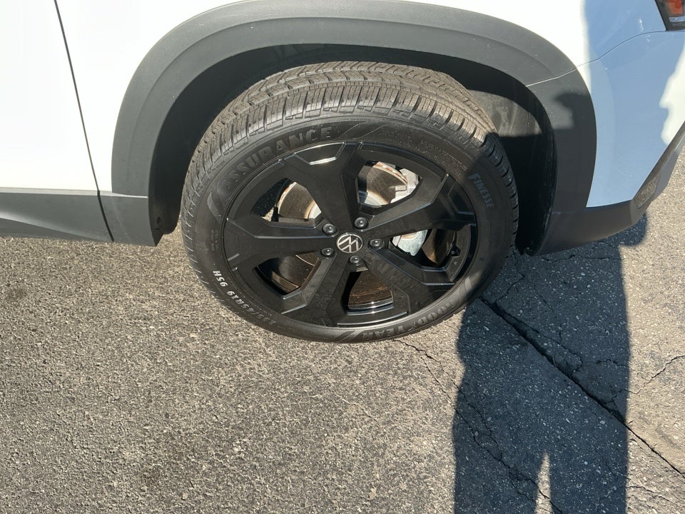 2025 Volkswagen Taos 1.5T SEL