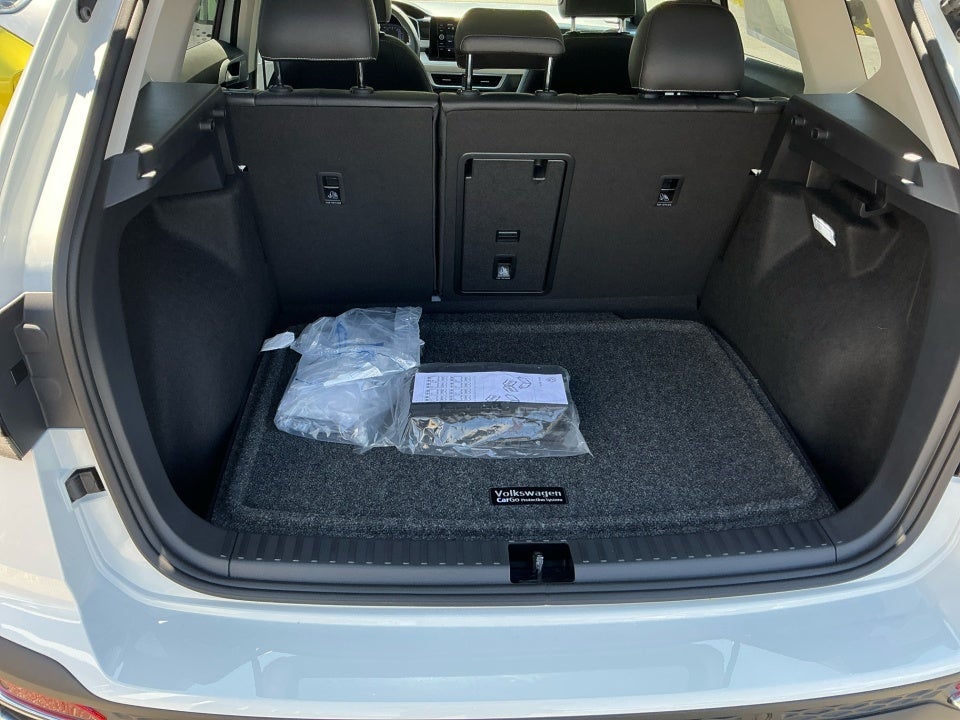 2025 Volkswagen Taos 1.5T SEL