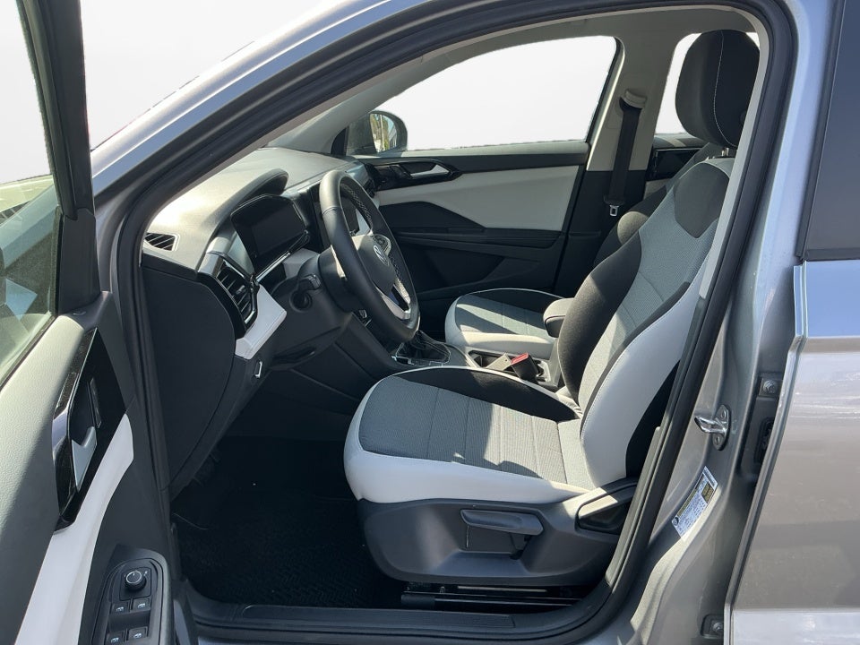 2026 Volkswagen Taos S