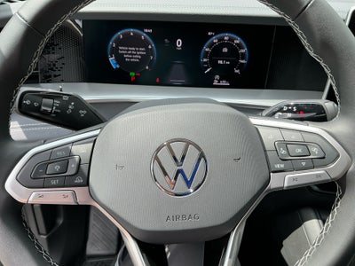 2025 Volkswagen Tiguan 2.0T SE