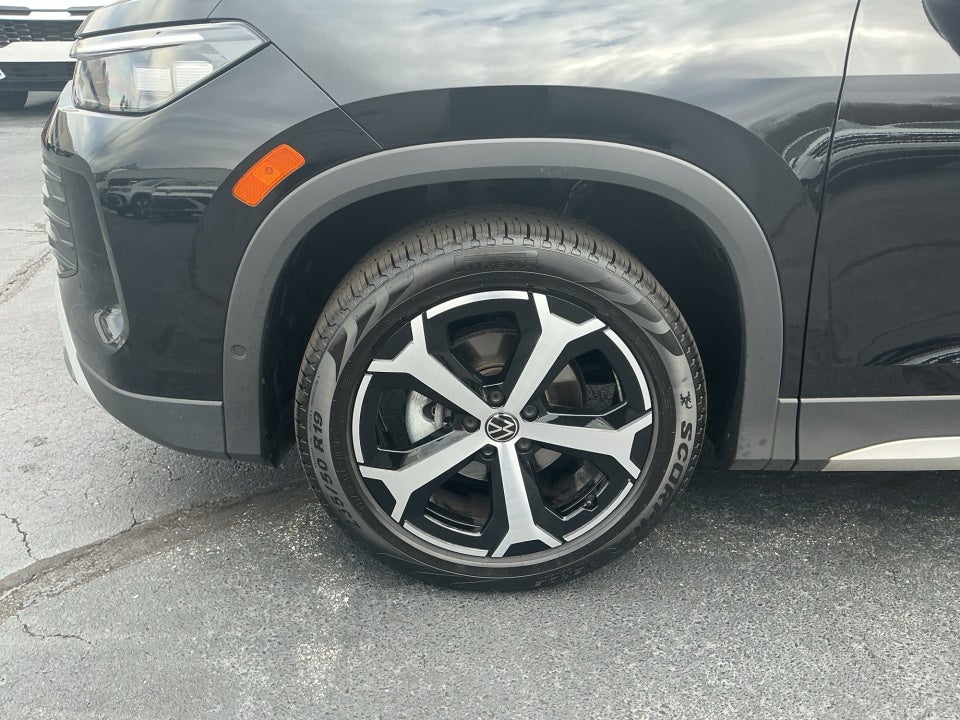 2025 Volkswagen Tiguan 2.0T SE