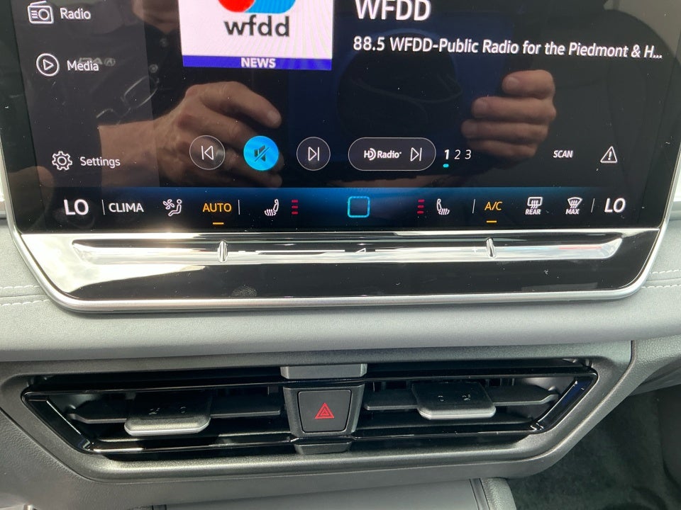 2025 Volkswagen Tiguan 2.0T SE R-Line Black