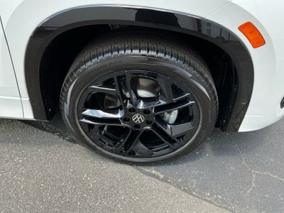 2025 Volkswagen Tiguan 2.0T SE R-Line Black