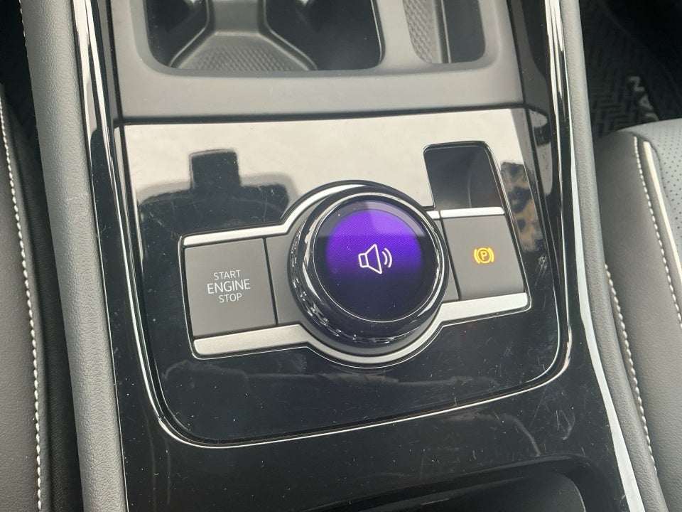 2025 Volkswagen Tiguan 2.0T SEL R-Line