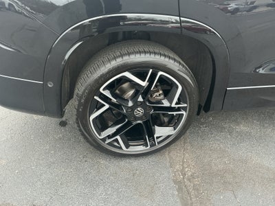 2025 Volkswagen Tiguan 2.0T SEL R-Line
