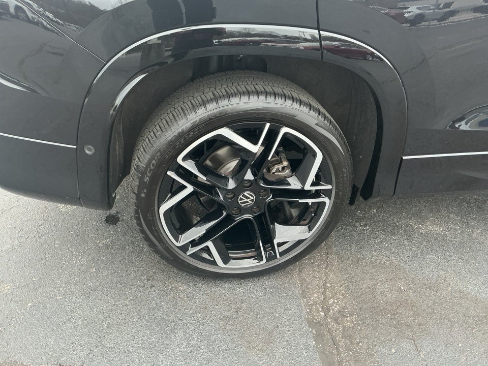 2025 Volkswagen Tiguan 2.0T SEL R-Line