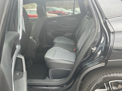 2025 Volkswagen Tiguan 2.0T SEL R-Line