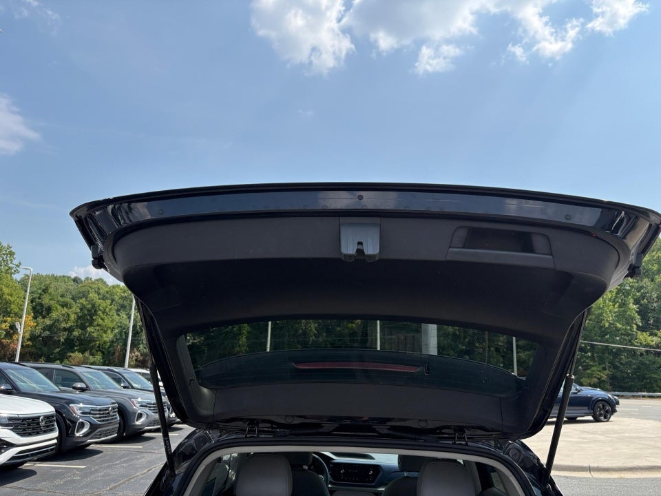 2023 Volkswagen Taos SE