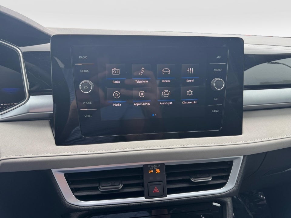 2026 Volkswagen Taos SE