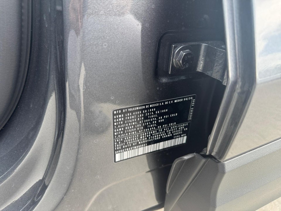 2026 Volkswagen Taos SE