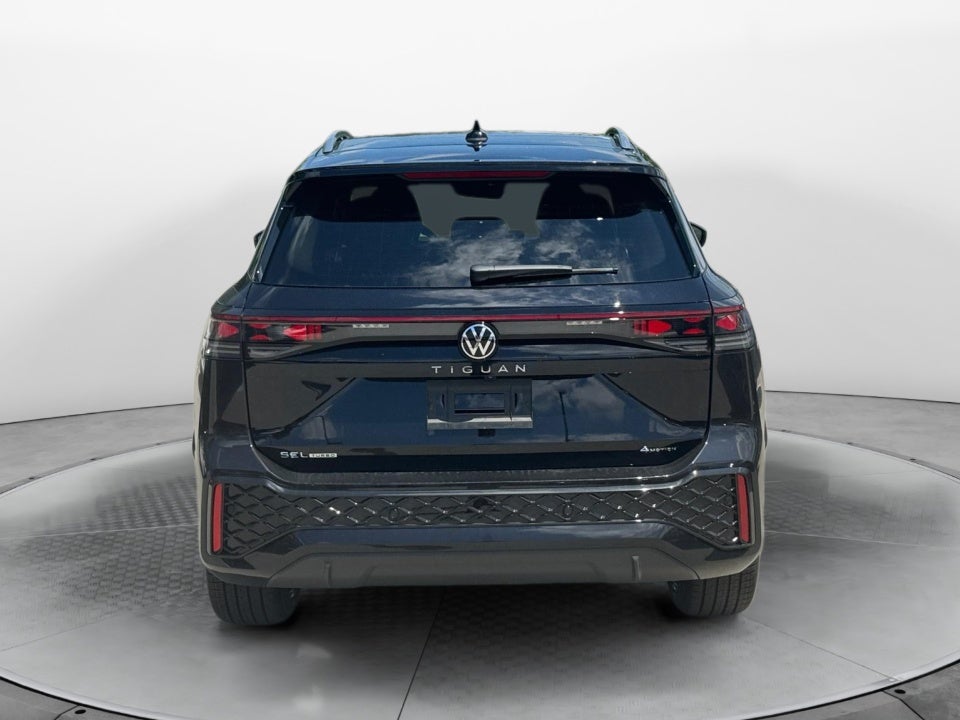 2026 Volkswagen Tiguan SEL R-Line Turbo