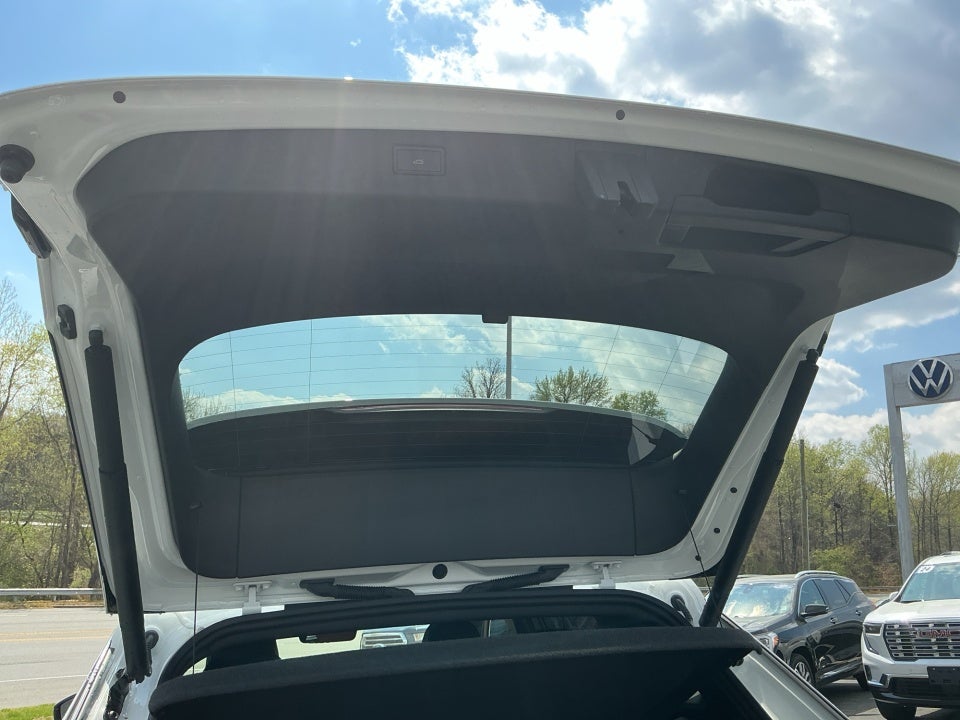 2026 Volkswagen Tiguan SEL R-Line Turbo