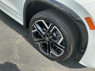 2026 Volkswagen Tiguan SEL R-Line Turbo