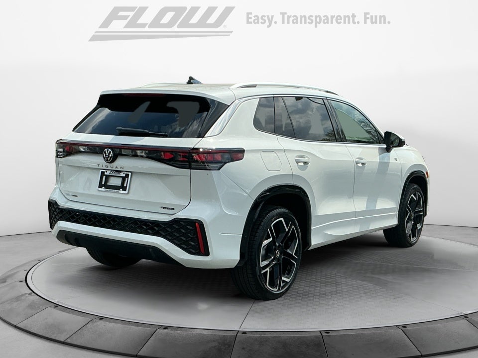 2026 Volkswagen Tiguan SEL R-Line Turbo