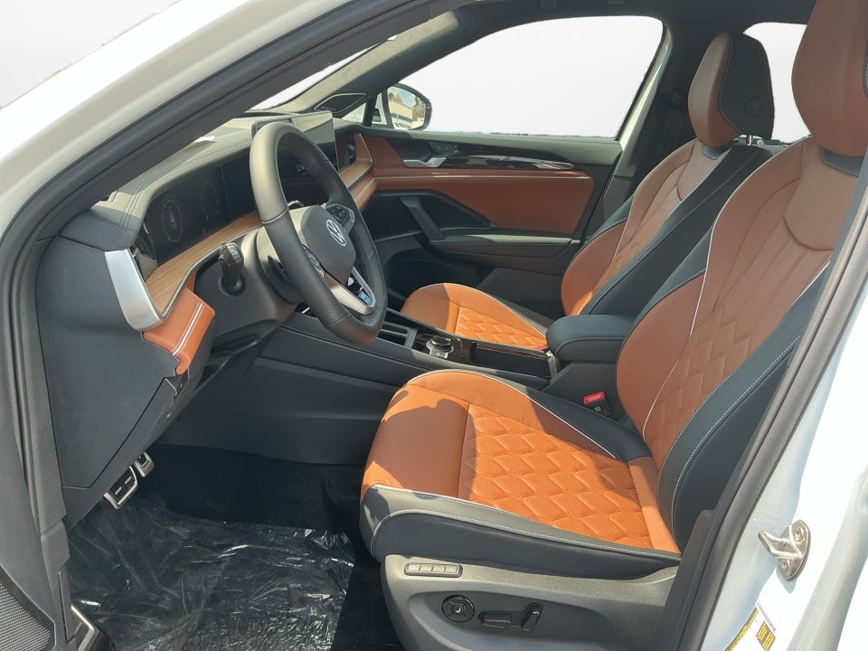 2026 Volkswagen Tiguan SEL R-Line Turbo