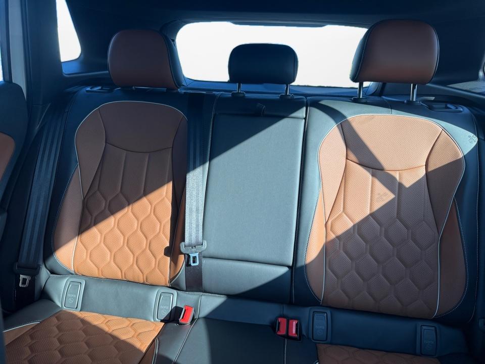 2026 Volkswagen Tiguan SEL R-Line Turbo