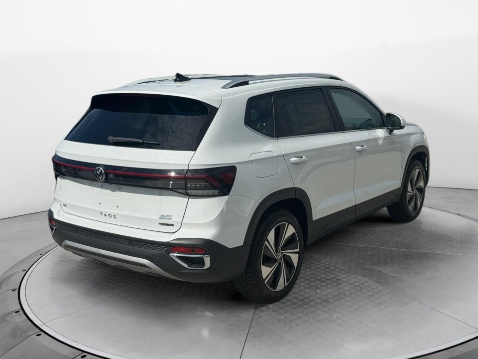 2026 Volkswagen Taos SE