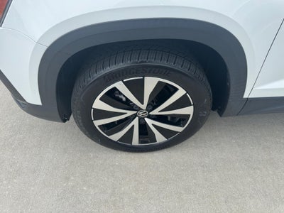2023 Volkswagen Taos SE