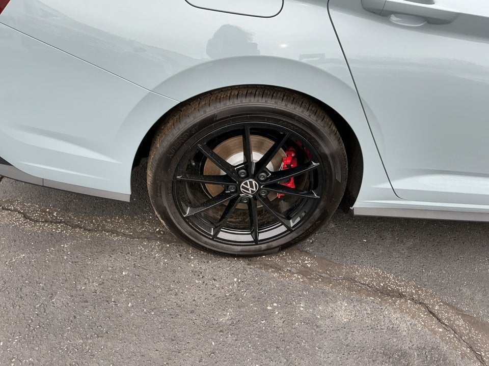 2026 Volkswagen Jetta GLI Autobahn