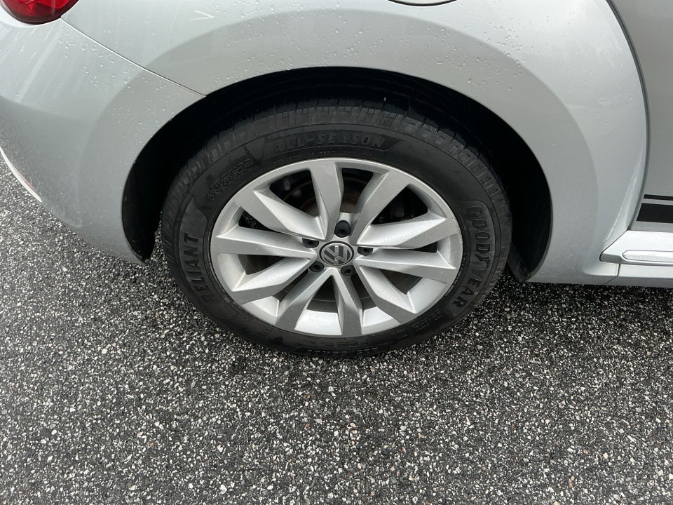 2013 Volkswagen Beetle Convertible 2.0L TDI